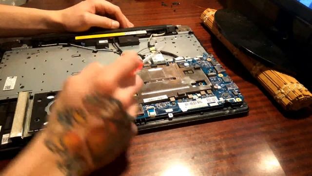 Разборка ноутбука LENOVO IdeaPad 110-15IBR смотреть онлайн