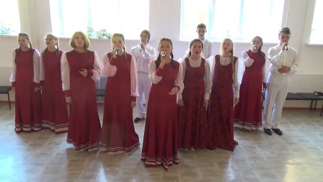 За тихой рекою Хор русской песни смотреть онлайн