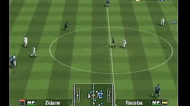 Pro Evolution Soccer 5 Gameplay (PS2) - Inter vs R. Madrid - Adriano, emperador del PES смотреть онлайн