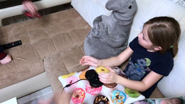 Подарил сестренке МИНИ ГЕЙМПАД PS4 HORI Mini Wired Gamepad Launch | PS4 смотреть онлайн