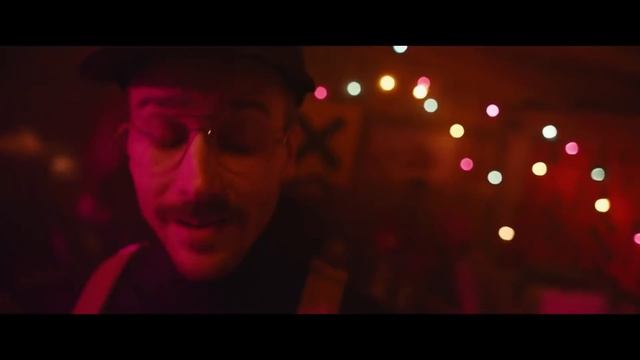 Sucker is a new and original song which doesn't plagiarize at all смотреть онлайн
