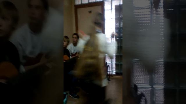 Школа 6 в Петрозаводске... Мини-концерт смотреть онлайн