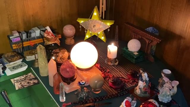 Чем вам защищаться и отбиваться в это полнолуние от ваших врагов ??? смотреть онлайн
