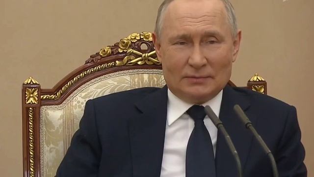 Владимир_Путин_заявил_про_поставкау_боеприпасов_на_Украину._HD 720p.mp4