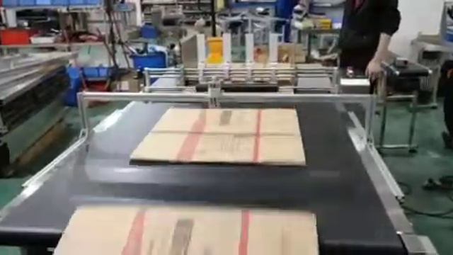 Пролистыватель для картонных заготовок смотреть онлайн