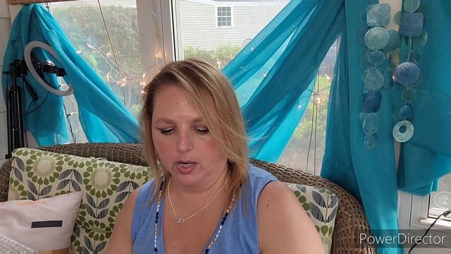 Smartass and Sass is fine this month смотреть онлайн