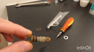 Видеоинструкция по ремонту кран буксы смесителя (замена штатного уплотнения на фторопластовую шайбу