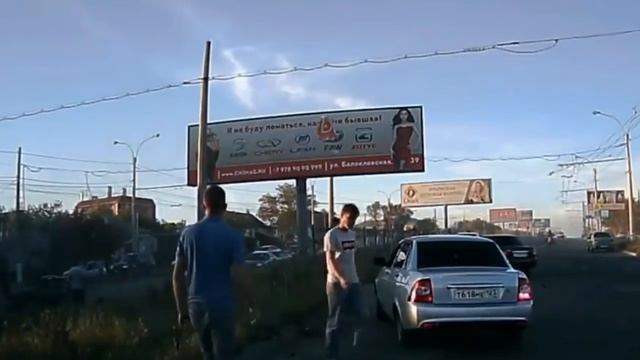 BMW DRIVERS THAT THINK THEY OWN THE ROAD, BMW DRIVING FAILS JUNE 2018 смотреть онлайн