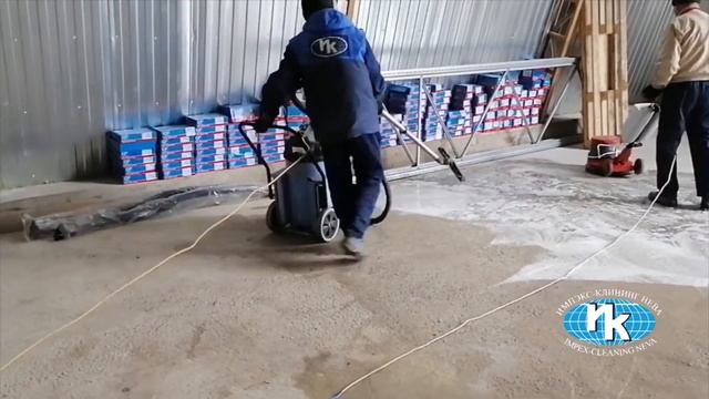 Обеспыливание и мойка бетонного пола смотреть онлайн