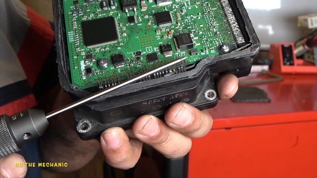 Honda ABS Module TEAR DOWN what is casing this module to do bad on ALL HONDAs 2013 and above смотреть онлайн