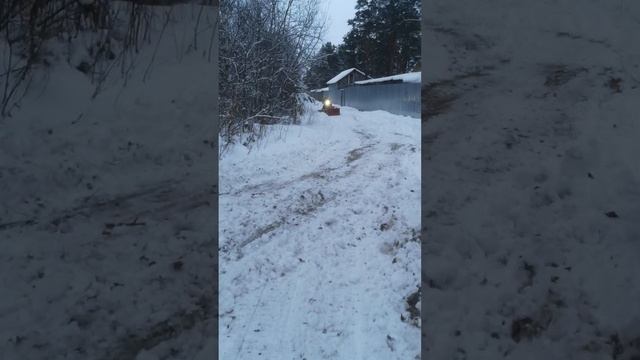 Тофалар лонг, уборка снега