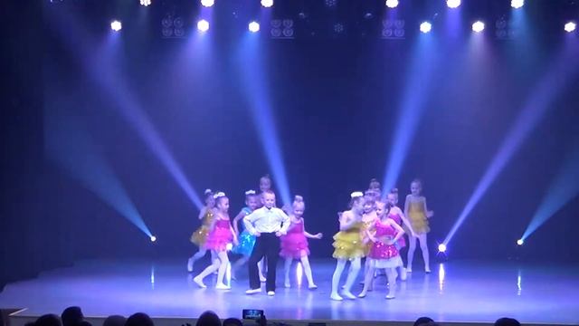 Стиляги. 1 класс смотреть онлайн