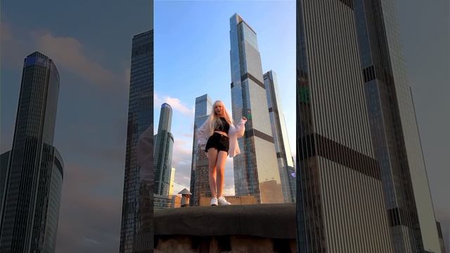 Готовы к новой песни и клипу?)💘 смотреть онлайн