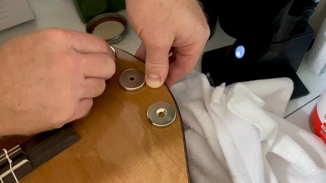 Soundboard crack repair in less than 15 minutes - Kremona Soloist S65C смотреть онлайн