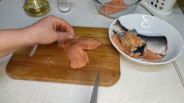 МАЛОСОЛЬНАЯ ГОРБУША В ДОМАШНИХ УСЛОВИЯХ. БЫСТРО И ВКУСНО! Рецепты из Удмуртии смотреть онлайн