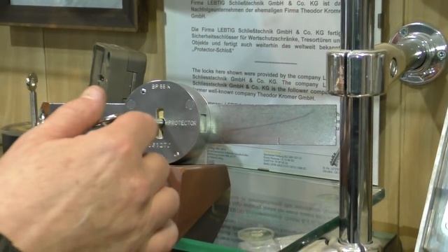 Замки для сейфов и банковских хранилищ LEBTIG Германия (часть 1) смотреть онлайн