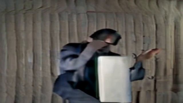 [AI] steve jobs beating telephone in the cave смотреть онлайн