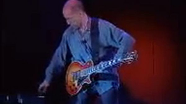 ПЕТР МАМОНОВ - ЛОТОС