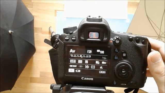 Фотографирование слова Help из таблеток на 6D и объектив EF 70-200mm f/4 L USM смотреть онлайн