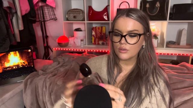 ASMR | MY PERFUME COLLECTION ✧*:･ﾟ??? *if u like glass tapping OBVIOUSLY you’ll like this?* смотреть онлайн