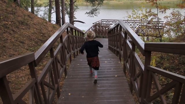 СЕМЕЙНОЕ ПУТЕШЕСТВИЕ | Достопримечательности Тюмени | Часть 1: ГИЛЁВСКАЯ РОЩА смотреть онлайн