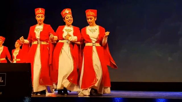 ,,Ван,, - народный армянский хореографический ансамбль. - Ульяновск,07.04.2021 смотреть онлайн