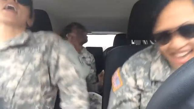 Shake it Off, Army смотреть онлайн