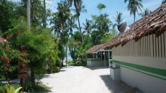 Таиланд, Ко-Панган, Тонг Сала - Lime N Soda Beachfront Resort 3 Star смотреть онлайн