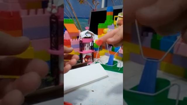 Как делать розу из пластилина!!!! смотреть онлайн