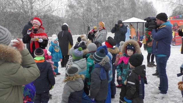 "Широкая ДолМасленица 2019" с д/с "Сказка". Парк на улице Молодежная,4 марта 2019 года.8 смотреть онлайн