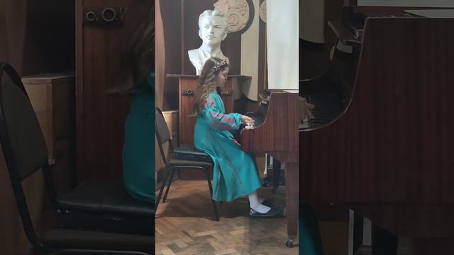 Яворська Марта, Н. Нижанківський " Староукраїнська пісня". смотреть онлайн