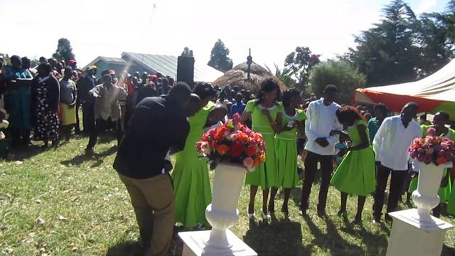 Tabolwa Rock side, Koita Kel eng Katanin village Chesumei смотреть онлайн