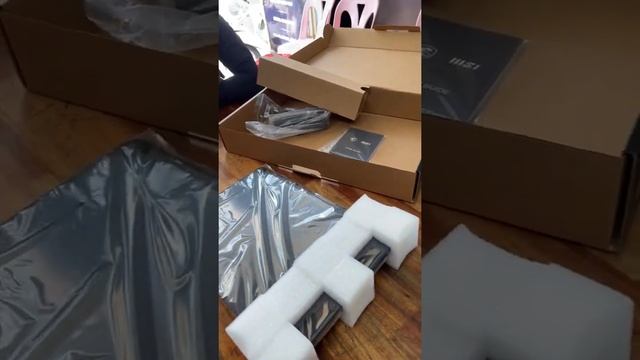 Unbox MSI Katana GF76 11SC - CPU I7 - GTX 1650 4G - 144Hz смотреть онлайн