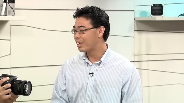 Sneak Peek! New Sony a77 DSLR Camera & Kit Lens смотреть онлайн