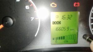 Как настроить часы на Лада Гранта, если нет кнопок на рычаге стеклоочистителя