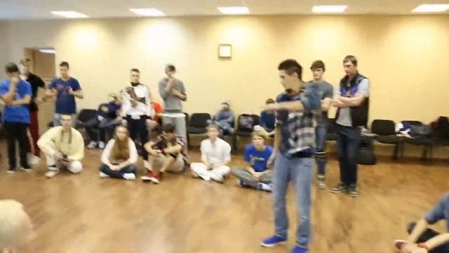 Dubstep - Sasha vs Ded Moroz [Electric Power Battle| Нижний Новгород] смотреть онлайн