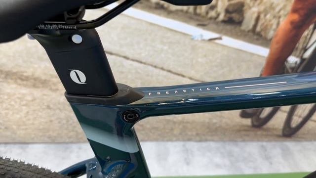 2024 Java Frenetica Electric Gravel Bike смотреть онлайн