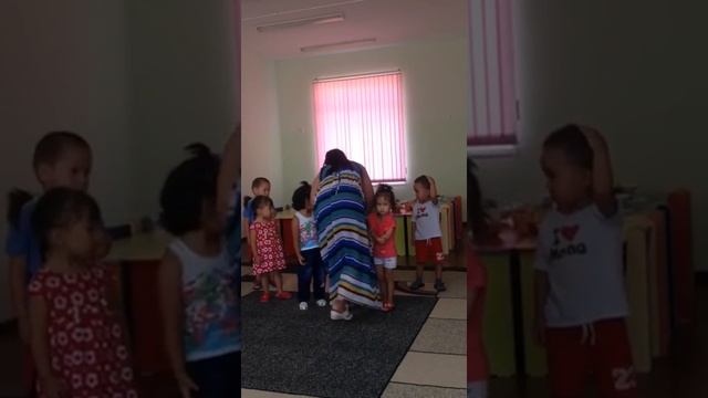 Педагог избил малыша смотреть онлайн