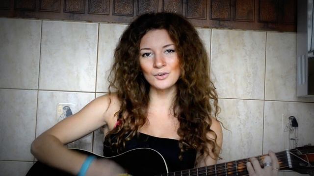 ВИА Гра - Поцелуи. Девушка поет под гитару смотреть онлайн