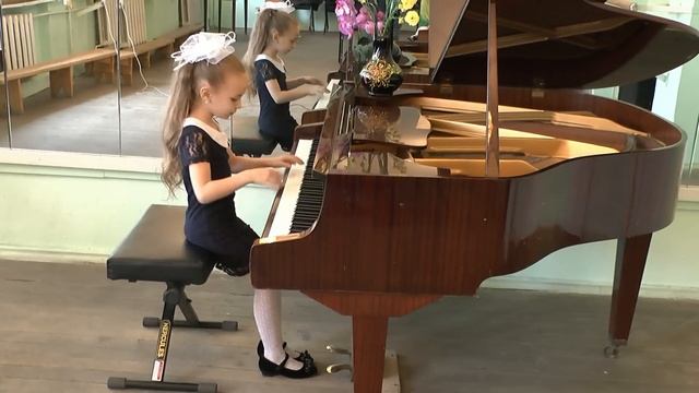 Александра Адильханова 8 лет, город Грязи Липецкая область,2015 год. смотреть онлайн