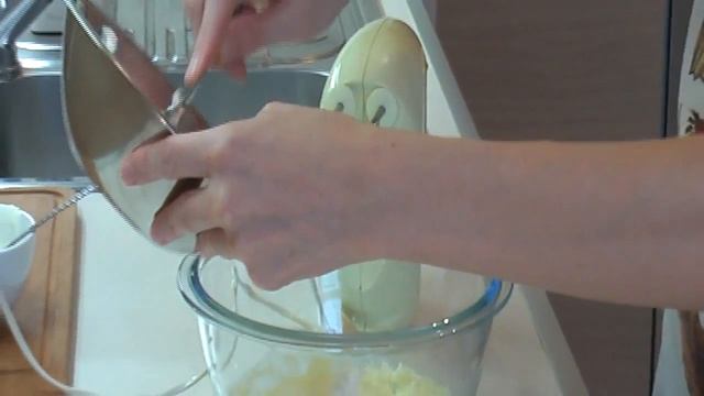 Сладкая сырковая масса видео рецепт. Книга о вкусной и здоровой пище смотреть онлайн