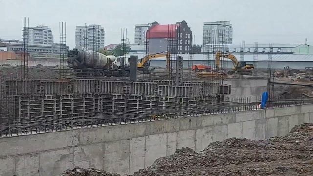 Южный берег Красноярск . Бетононасос смотреть онлайн