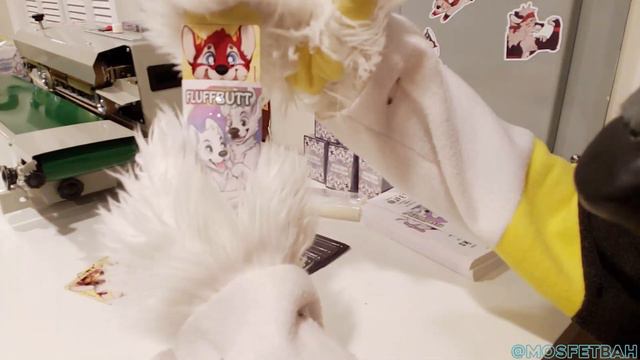 How Fluffbutt Trading Cards are made смотреть онлайн