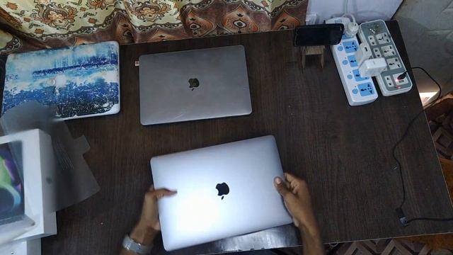 MacBook Pro M1 Unboxing, Price And Buying Guides