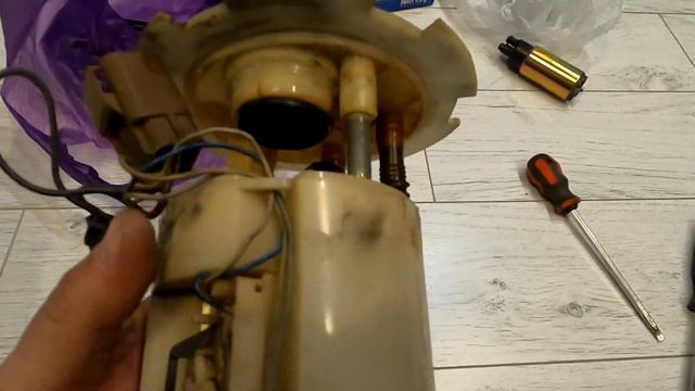 5 Важнейших нюансов при замене бензонасоса или топливного насоса, на примере Лачетти смотреть онлайн