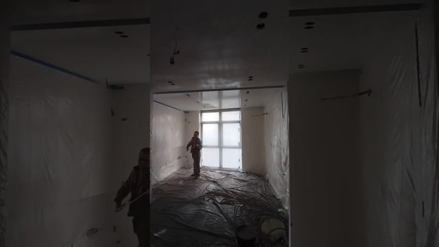 Безвоздушная покраска потолка. смотреть онлайн
