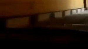 Субару на огромной скорости в тоннеле на полном ходу влетает в пробку.