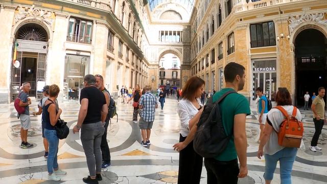 GALLERIA UMBERTO I - Naples, Italy - 2022 - 4K