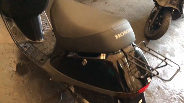 Краткий обзор скутера Honda Tact AF-16 смотреть онлайн