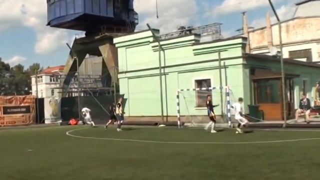 Friends Аврора 6:9 смотреть онлайн